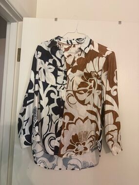 Anthropologie Two-Tone Floral Button-Up Shirt in Brown & Black